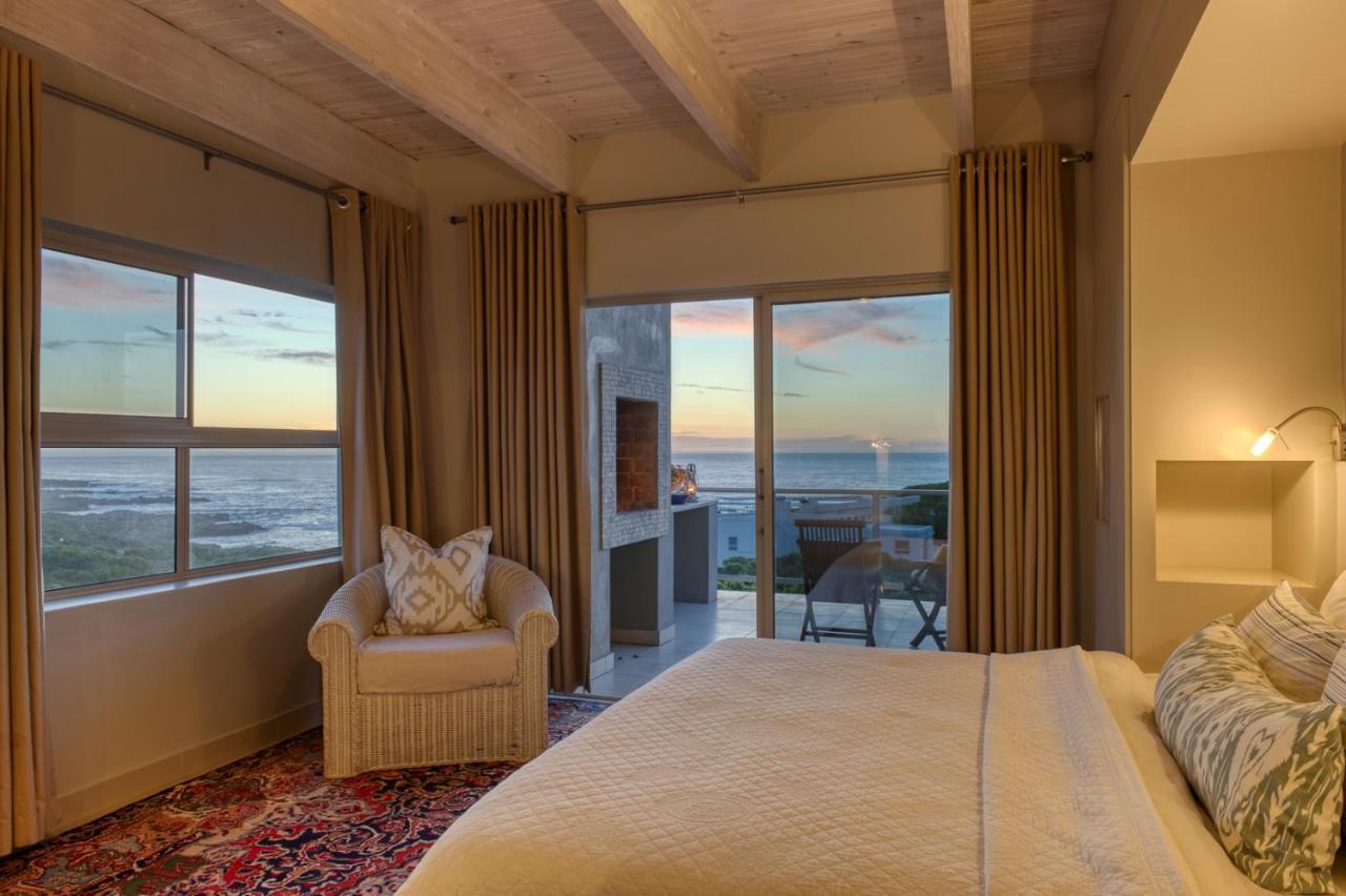 Apartment Stanford's Cove