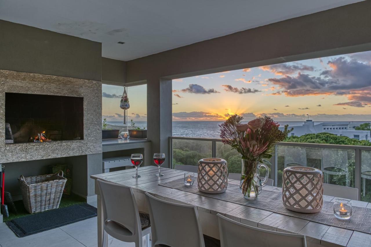 Stanford's Cove Apartment